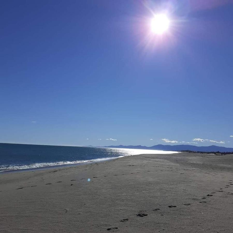 Gruissan Holidays Экстерьер фото